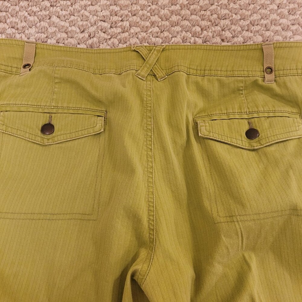 Tribal Lime Green Capri Pants for Women Size 14 - Picture 6 of 7